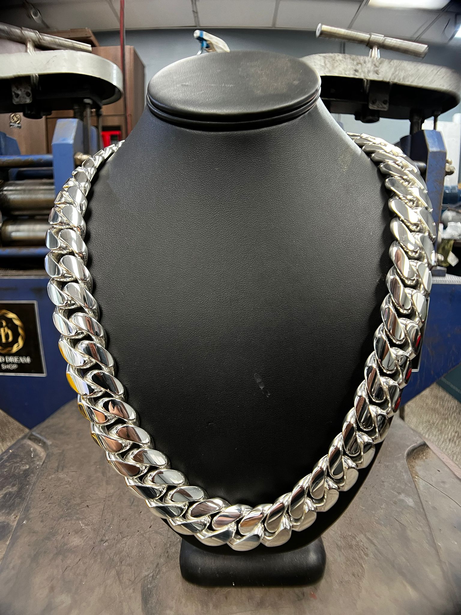 22 MM Miami Cuban Link Chain